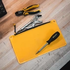 Daka Pouch Medium Yellow