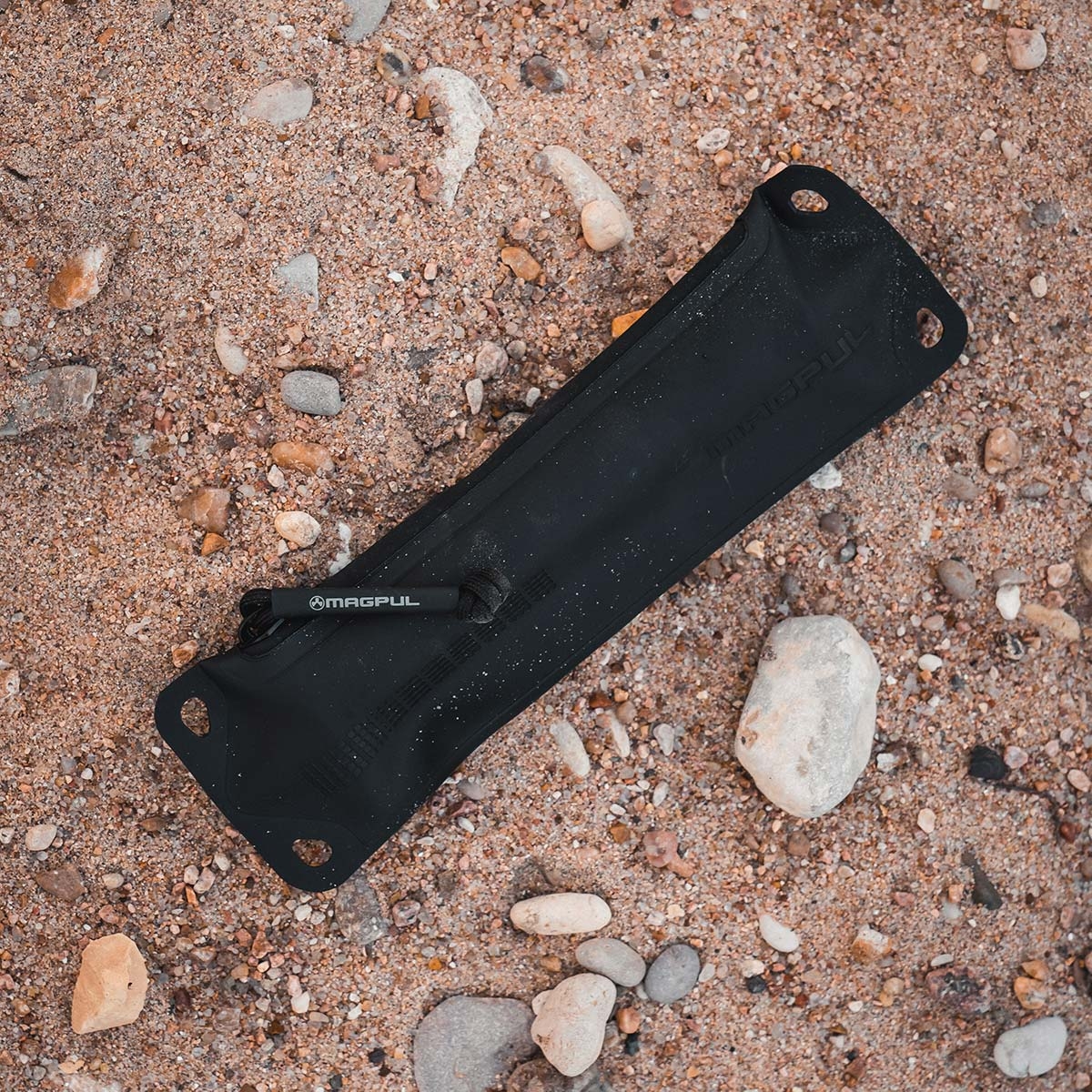 Magpul DAKA™ Suppressor Pouch, Small Black