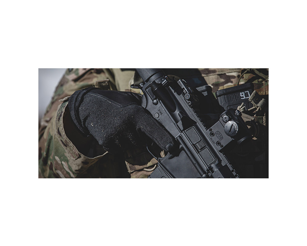 Core™ Flight Glove Medium