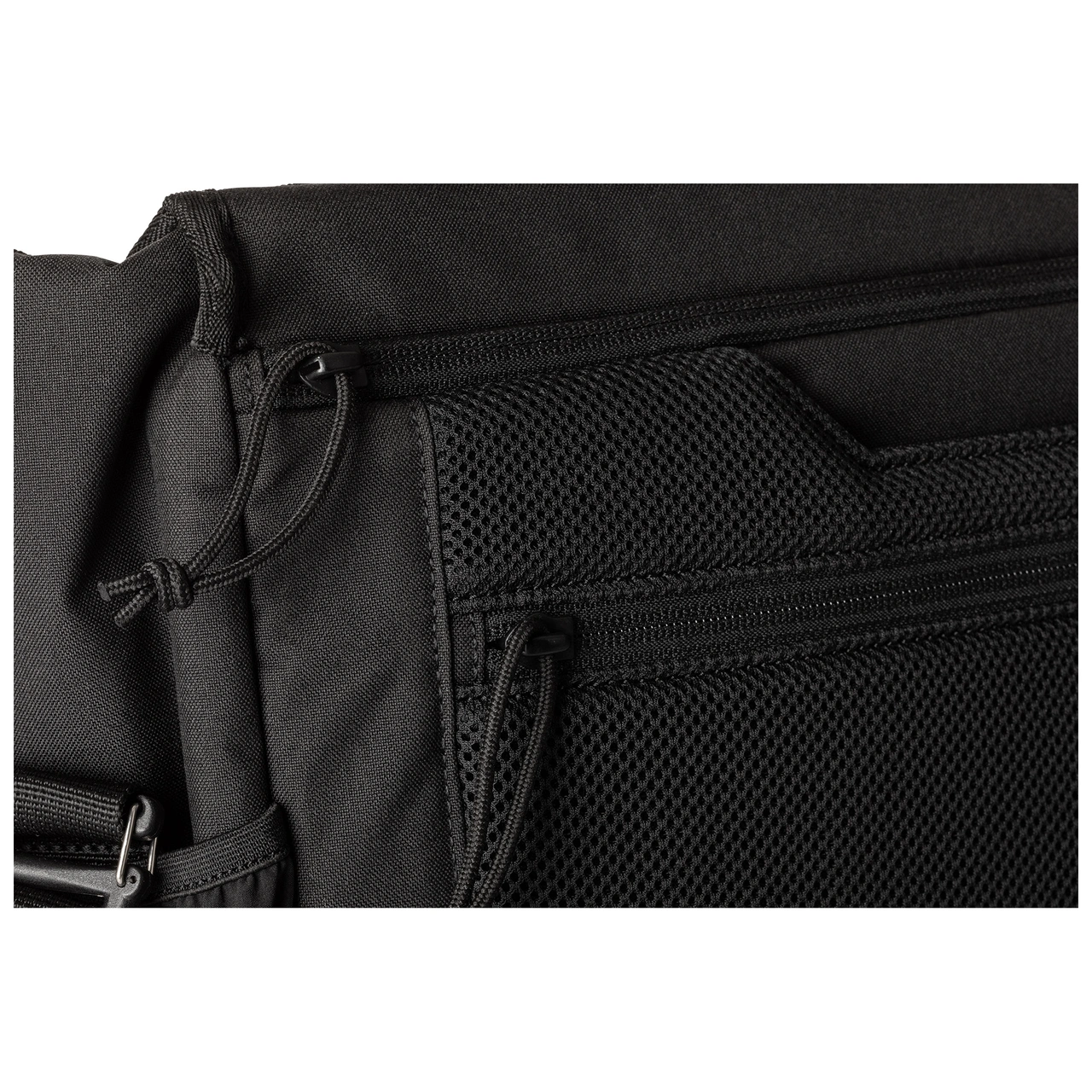 Overwatch Messenger 18L Black