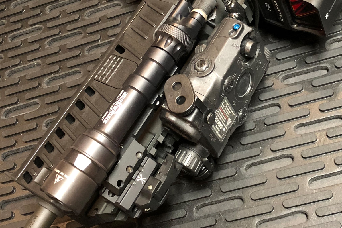 Light Wing - Left - Black