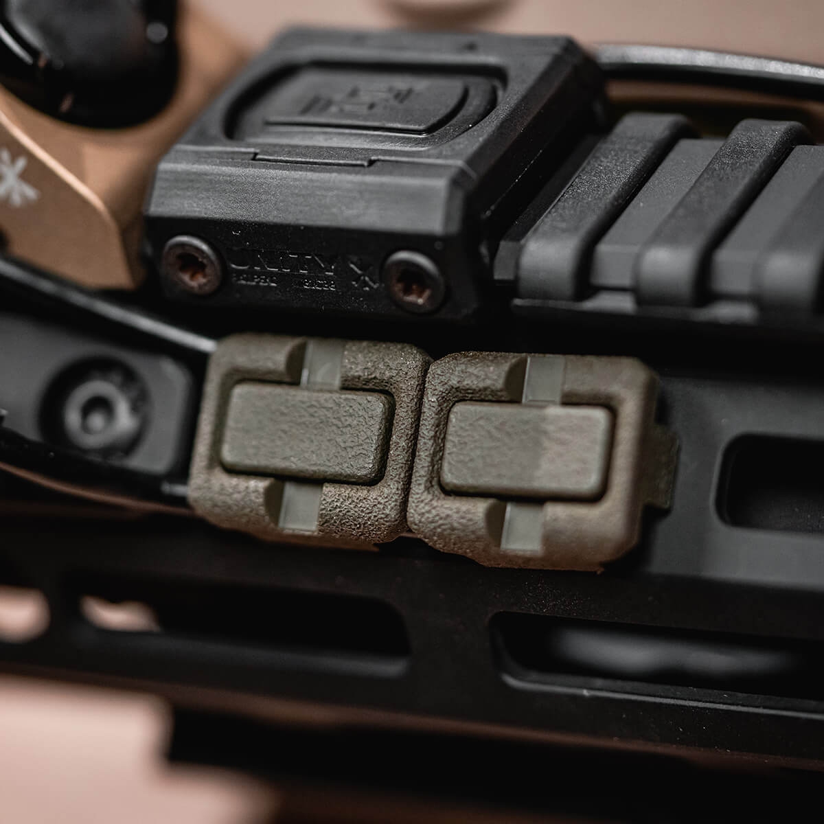 WCK - Wire Control Kit – M-LOK Olive
