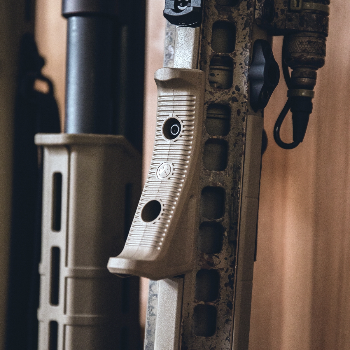 M-LOK AFG Angled Fore Grip FDE