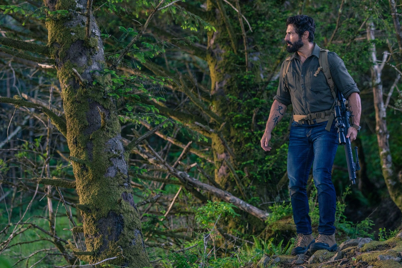 Defender-Flex Slim Jean Dark Wash Indigo 32W-34L