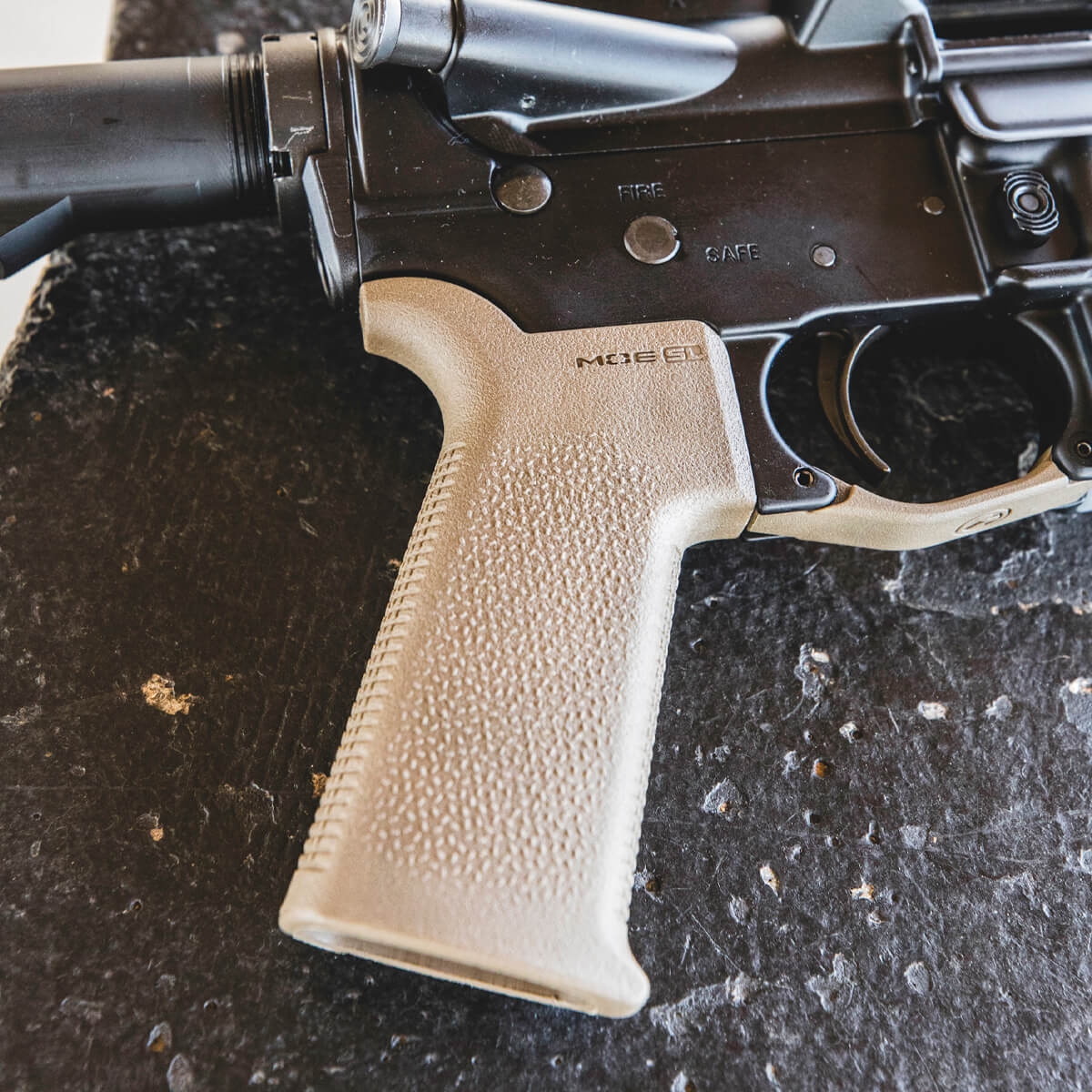MOE SL Grip AR15/M4 FDE