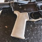 MOE SL Grip AR15/M4 FDE