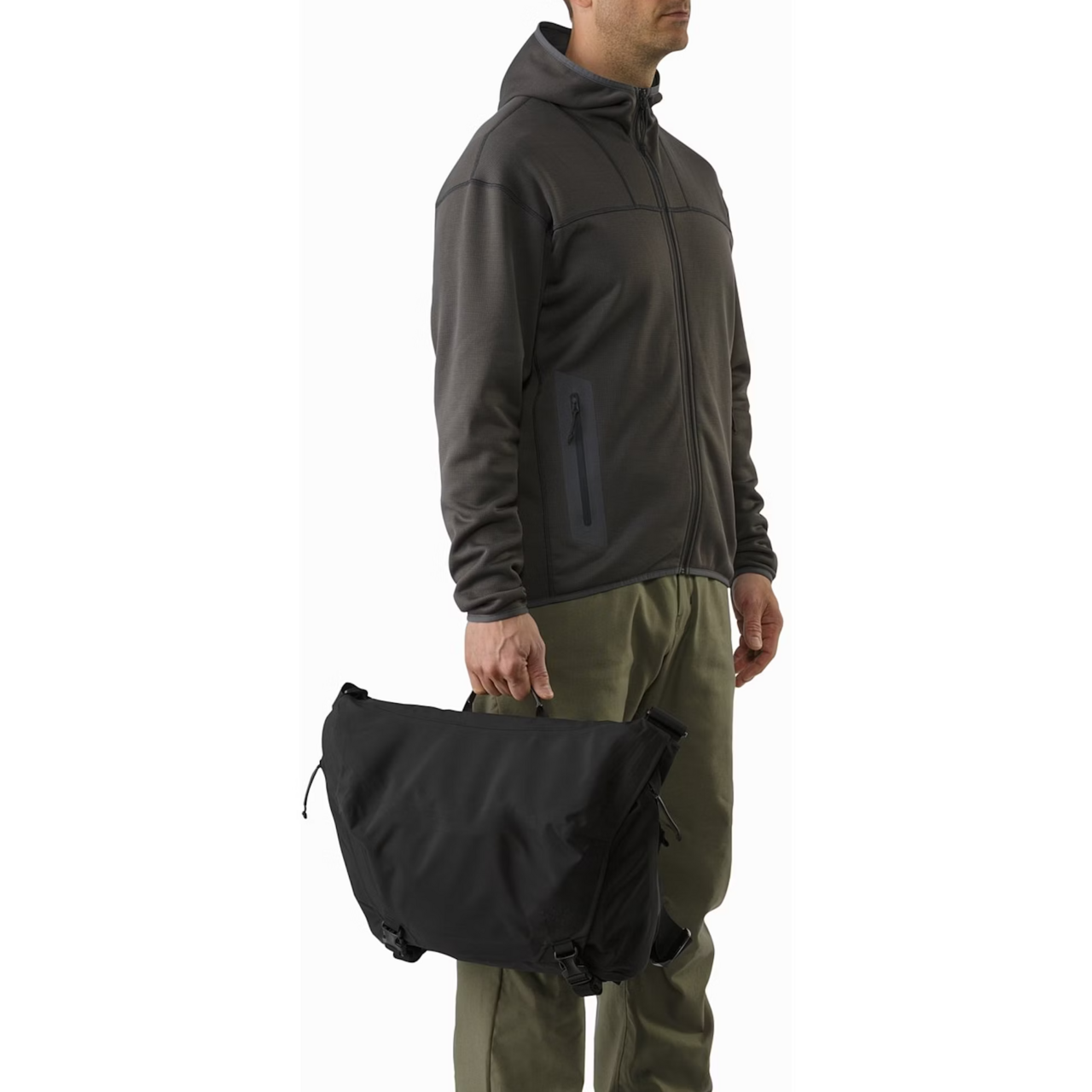 Courier Bag 15 Black