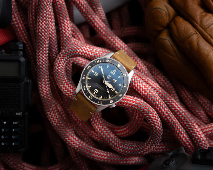 HOLTON AUTO GMT A21 - Black With Desert Brown Pinstripe Webbing