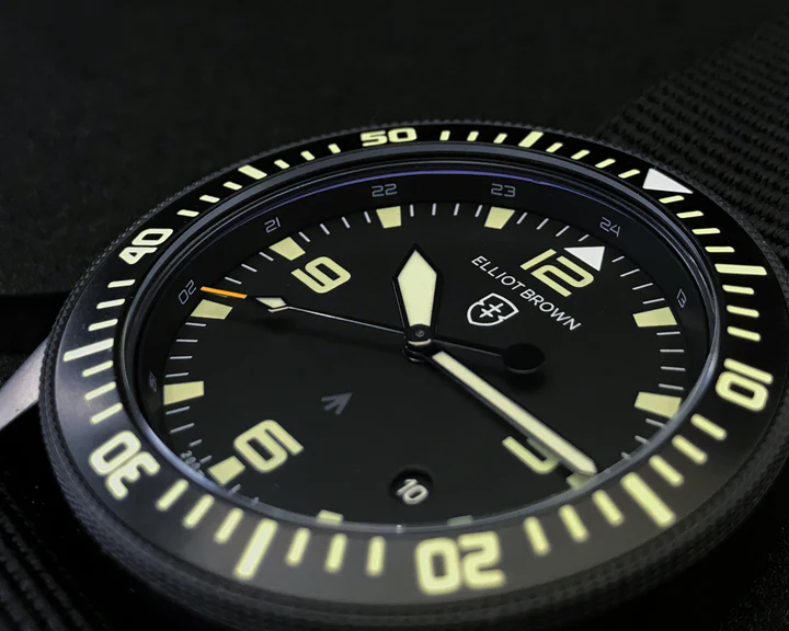 HOLTON 12HR - Black Rubber