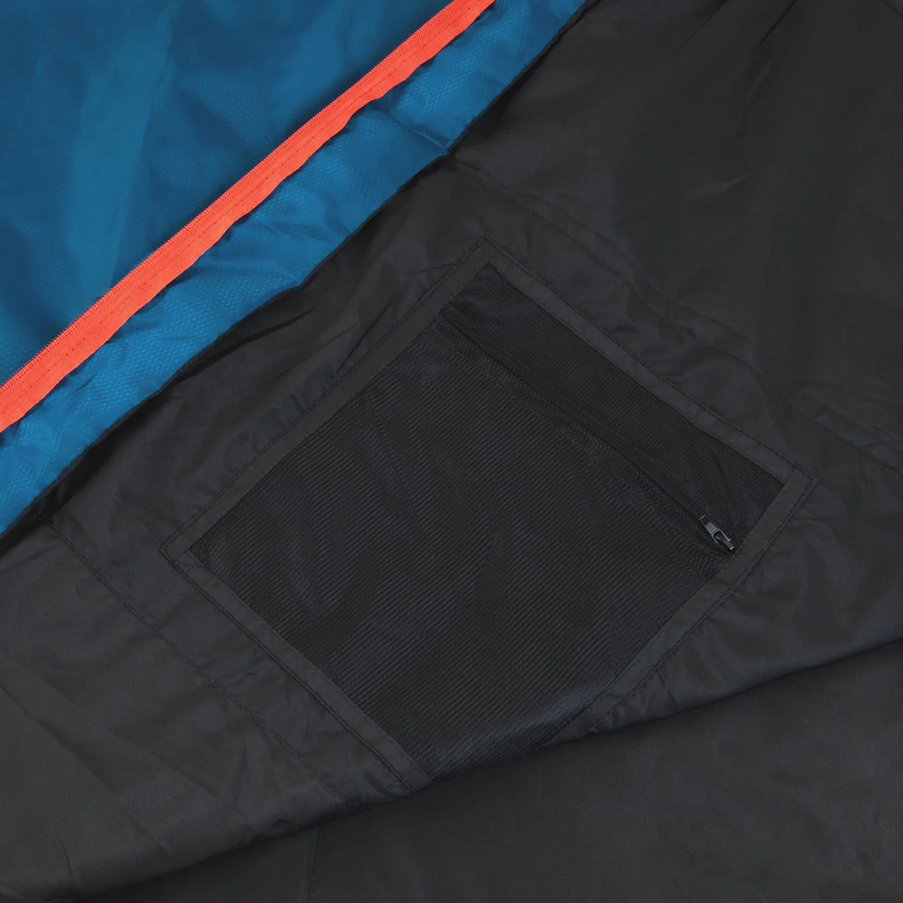 Travelpak Traveller Blue Left Side Zip