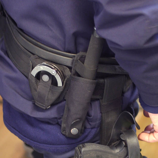 Topless Handcuff Pouch 06 Black