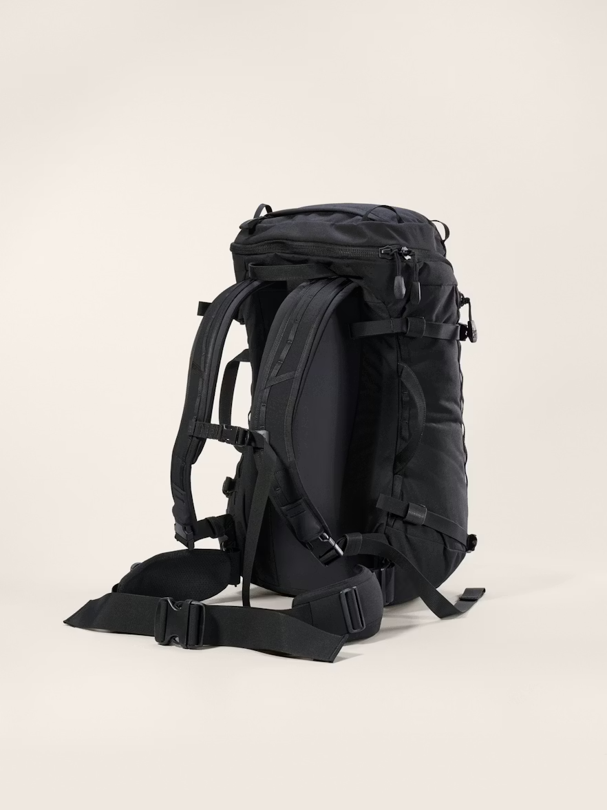 Assault Pack 30 Black