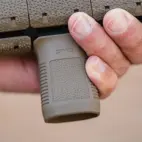 M-LOK SVG - Short Vertical Grip - Olive