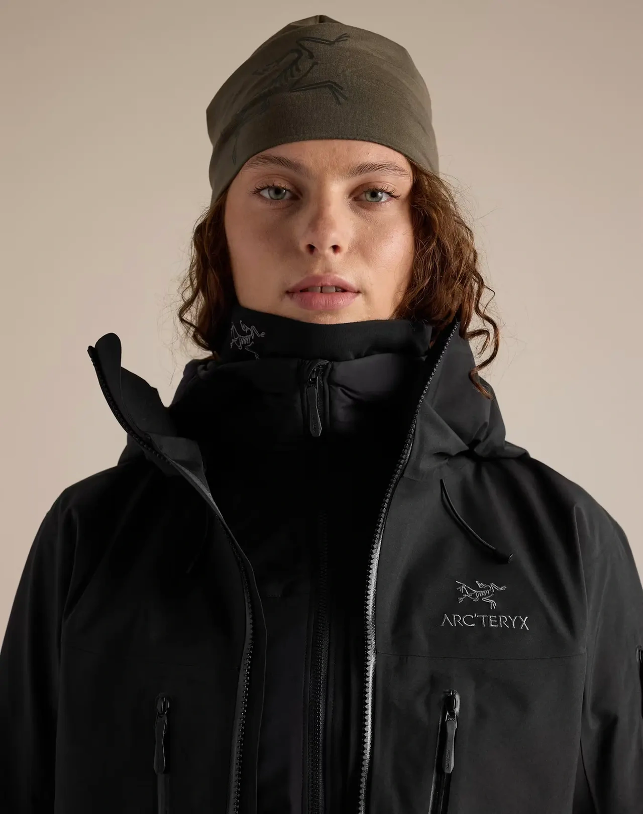 SATORO MERINO TOQUE - Mongoose / Black